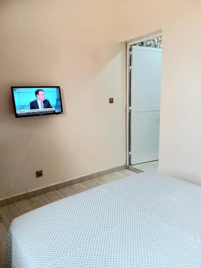 Residence Marie France Mendy Toubab Dialaw Exterior foto